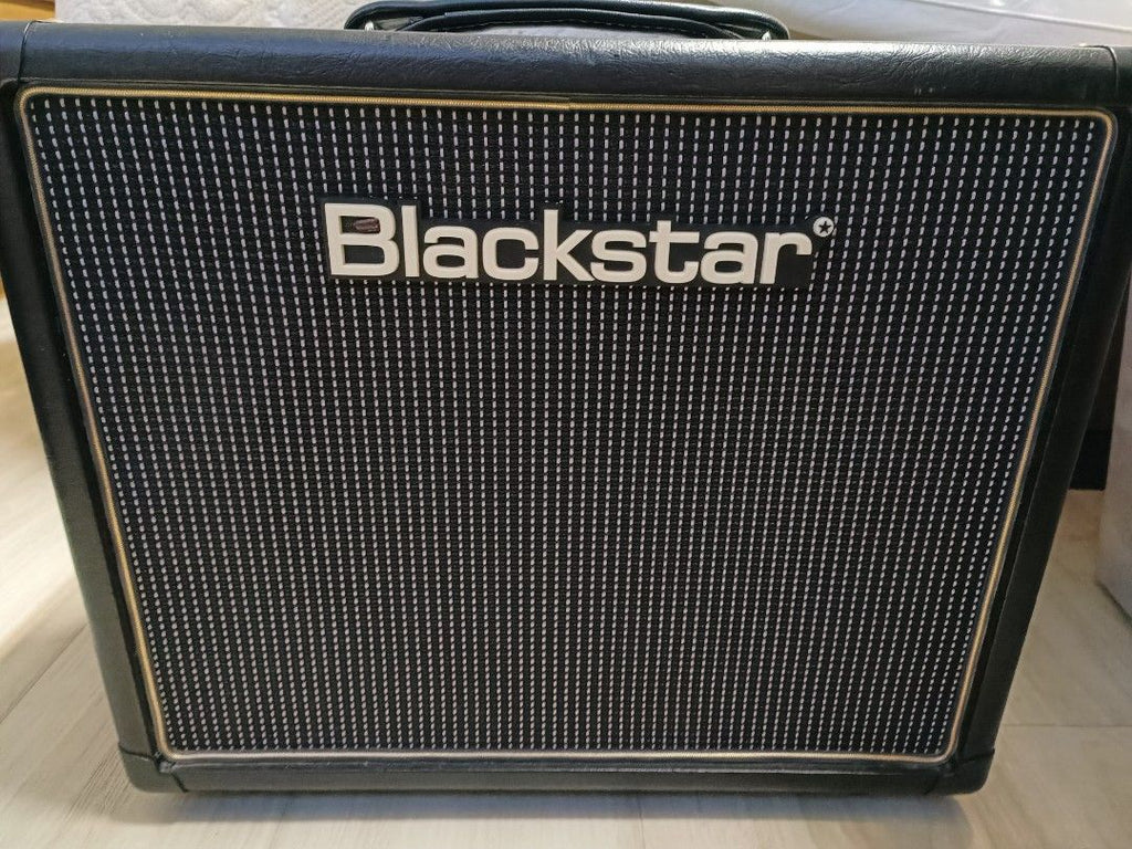 Blackstar HT-5R guitar amp